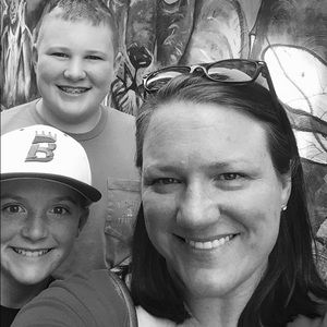 Meet your Posher, April